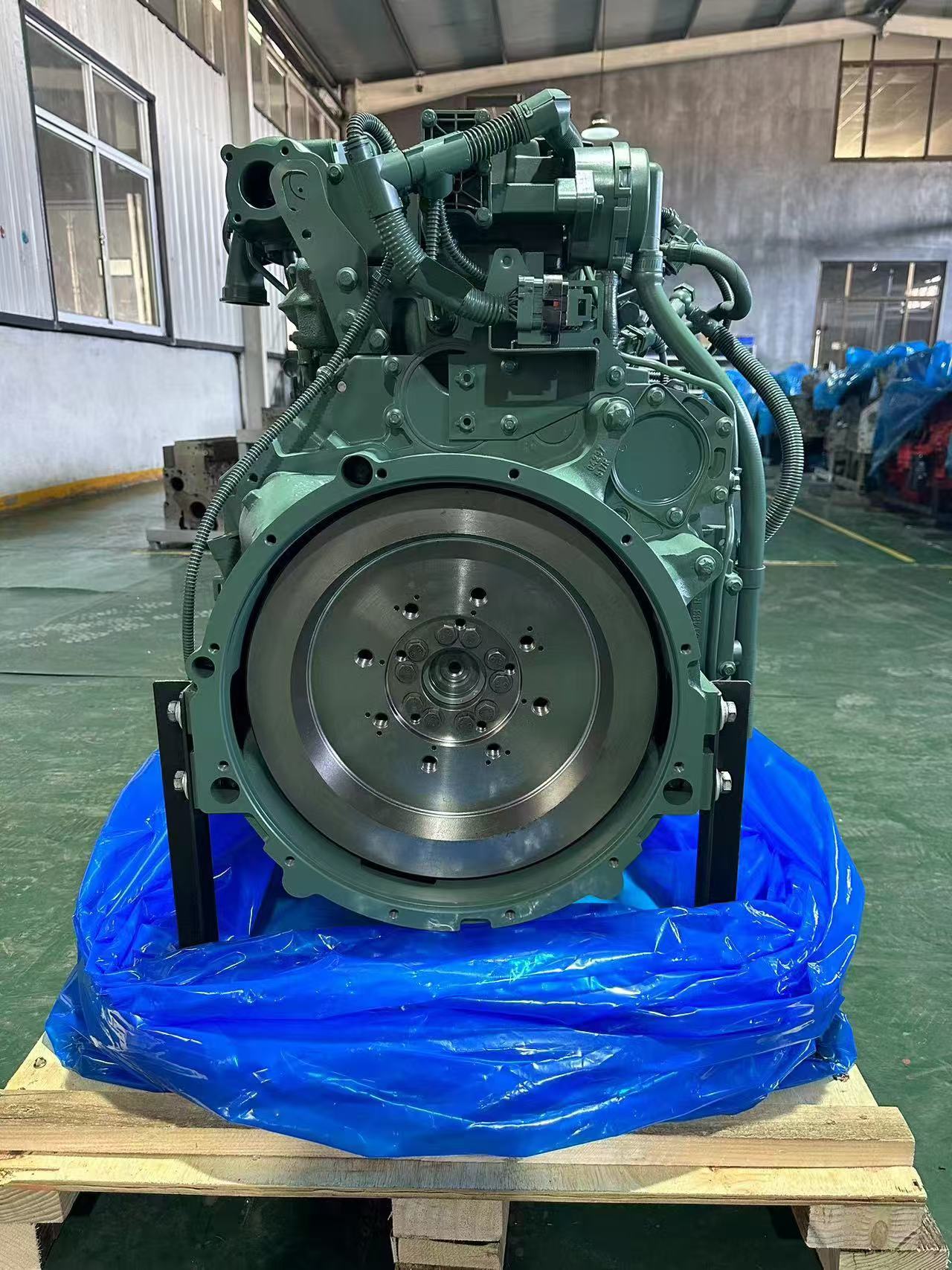 Wholesale D6E EAE2 Diesel Engine Brand New replacement for Volvo excavator EC210B engine made in China