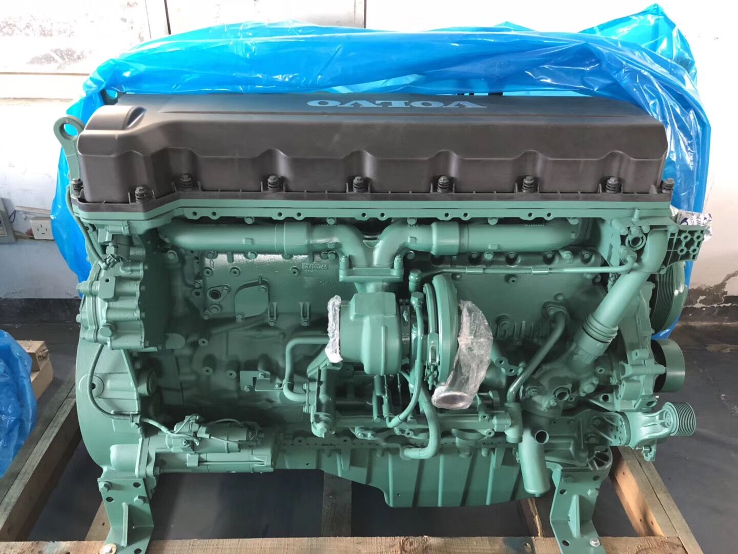 D13 Diesel Engine Overhaul Kit for excavator EC480D replacement for VOLVO