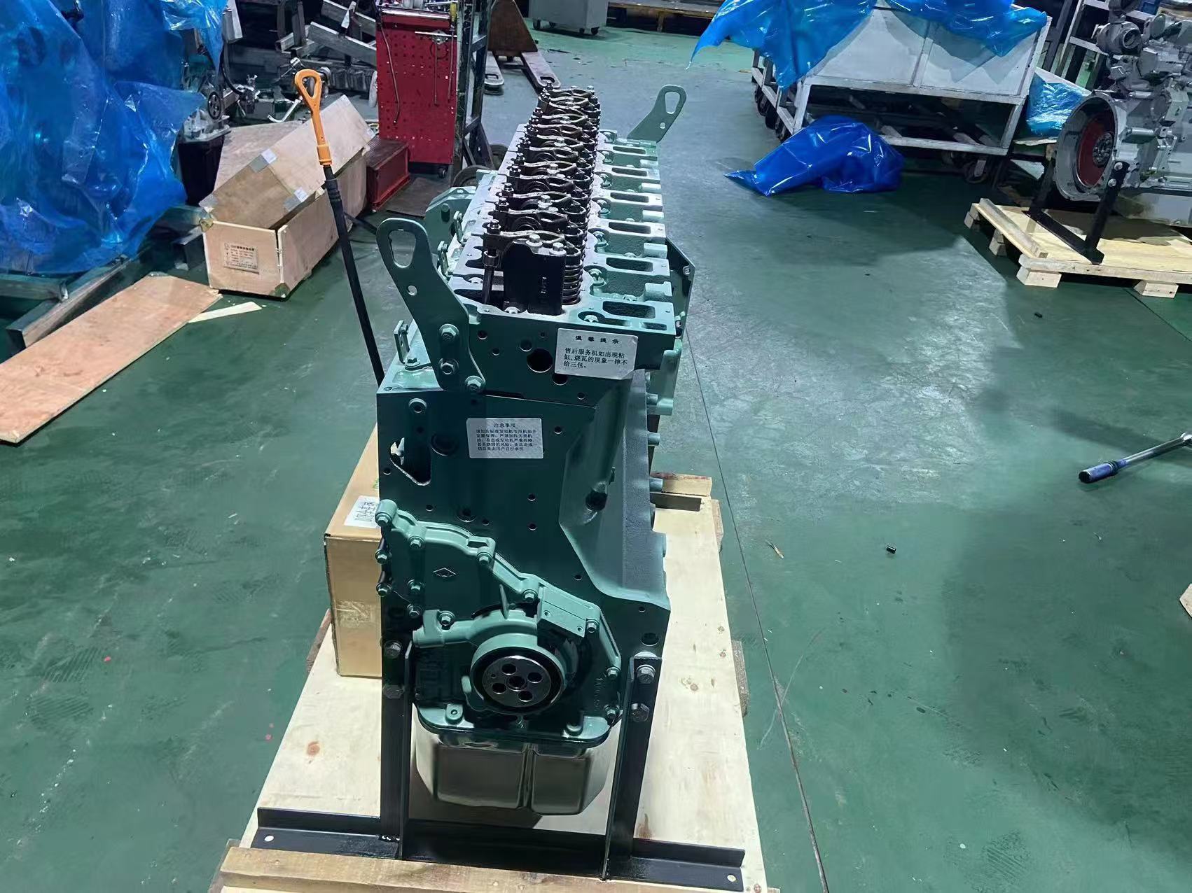 Tcd2013 L06 4V Diesel Engine 04904886 04902632 04902869 Cylinder Head replacement for Deutz